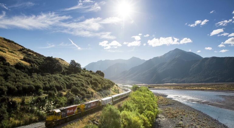 OT50-12-4m crossover turnout in New Zealand